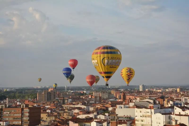 Globos aerostáticos sobre Valladolid